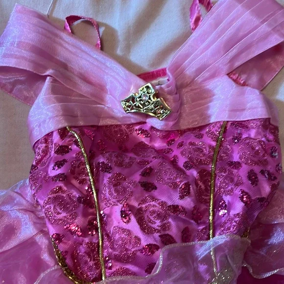 Girls custom size 5-6 - Picture 2 of 3